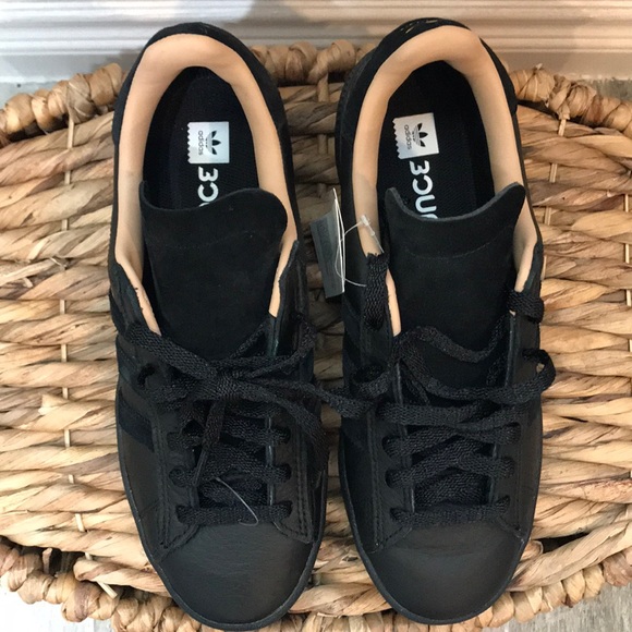 BRAND NEW! ADIDAS Sneakers - Picture 3 of 7